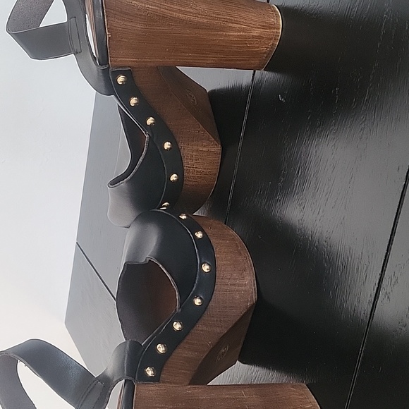 Mossimo Supply Co Chunky Black Wooden Heels size 6.5 - Picture 6 of 11